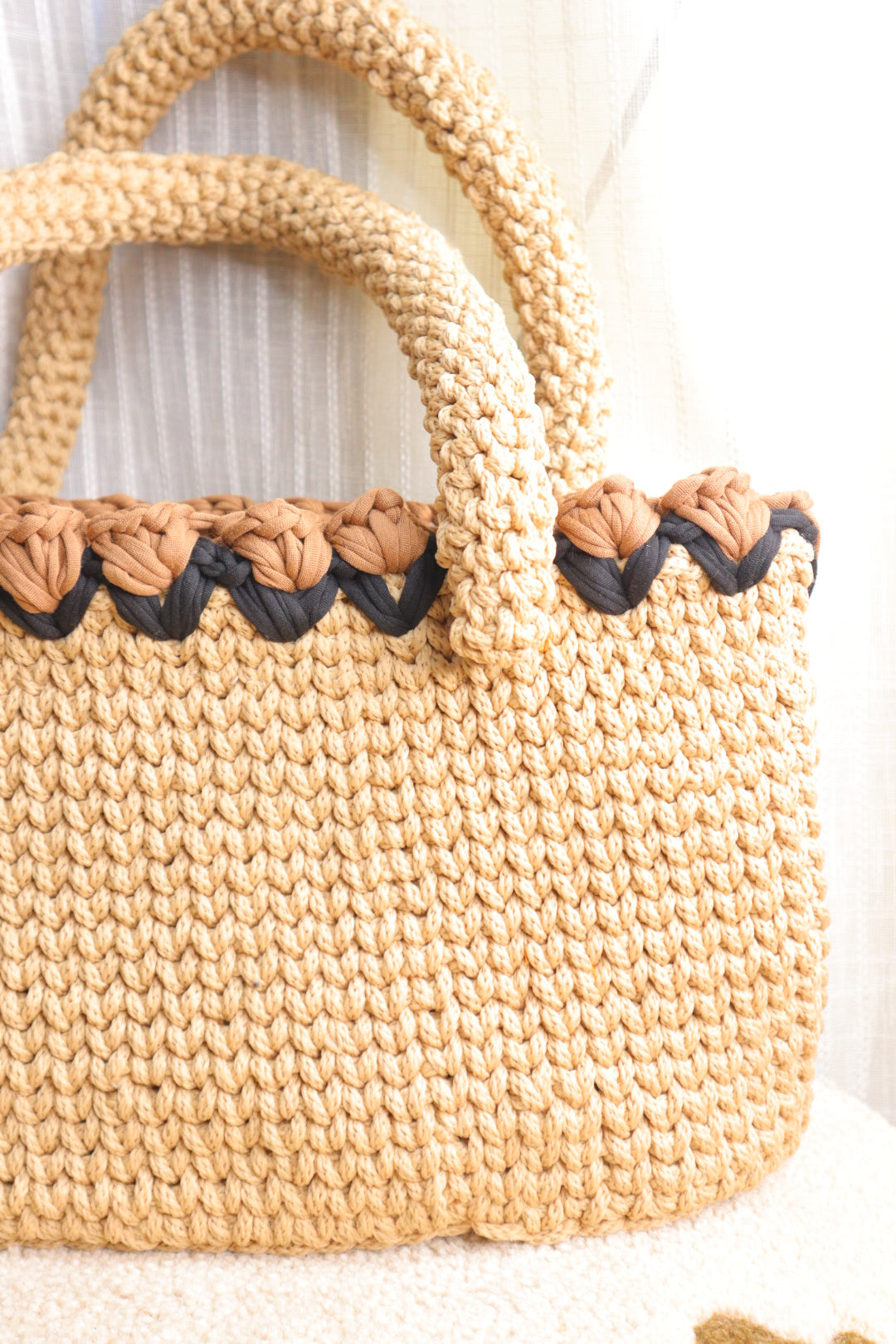 Beige Crochet Tote With Tulips