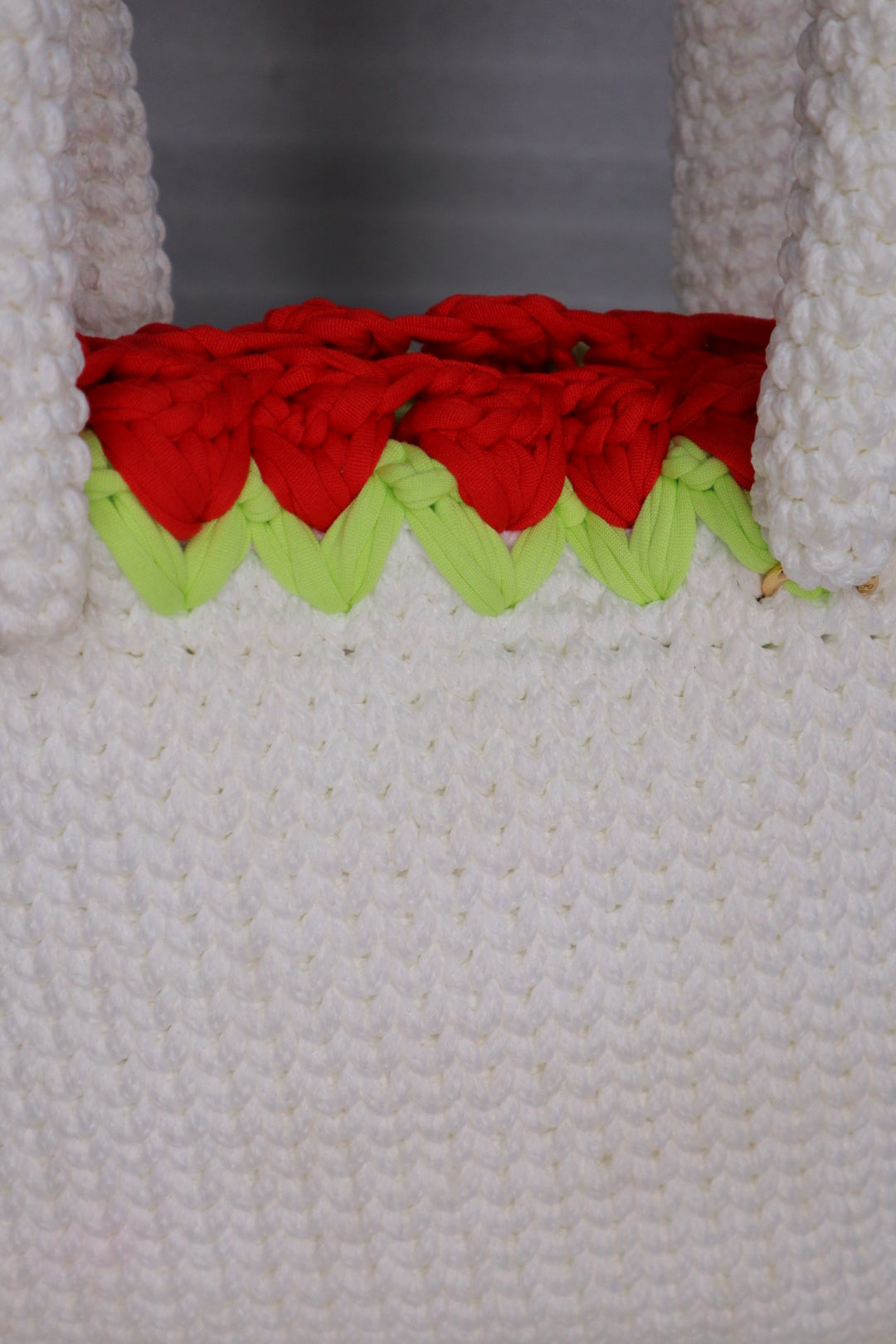 White Crochet Tote With Red Tulips