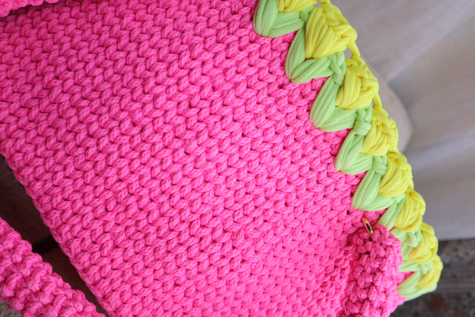 Pink Crochet Tote With Yellow Tulips
