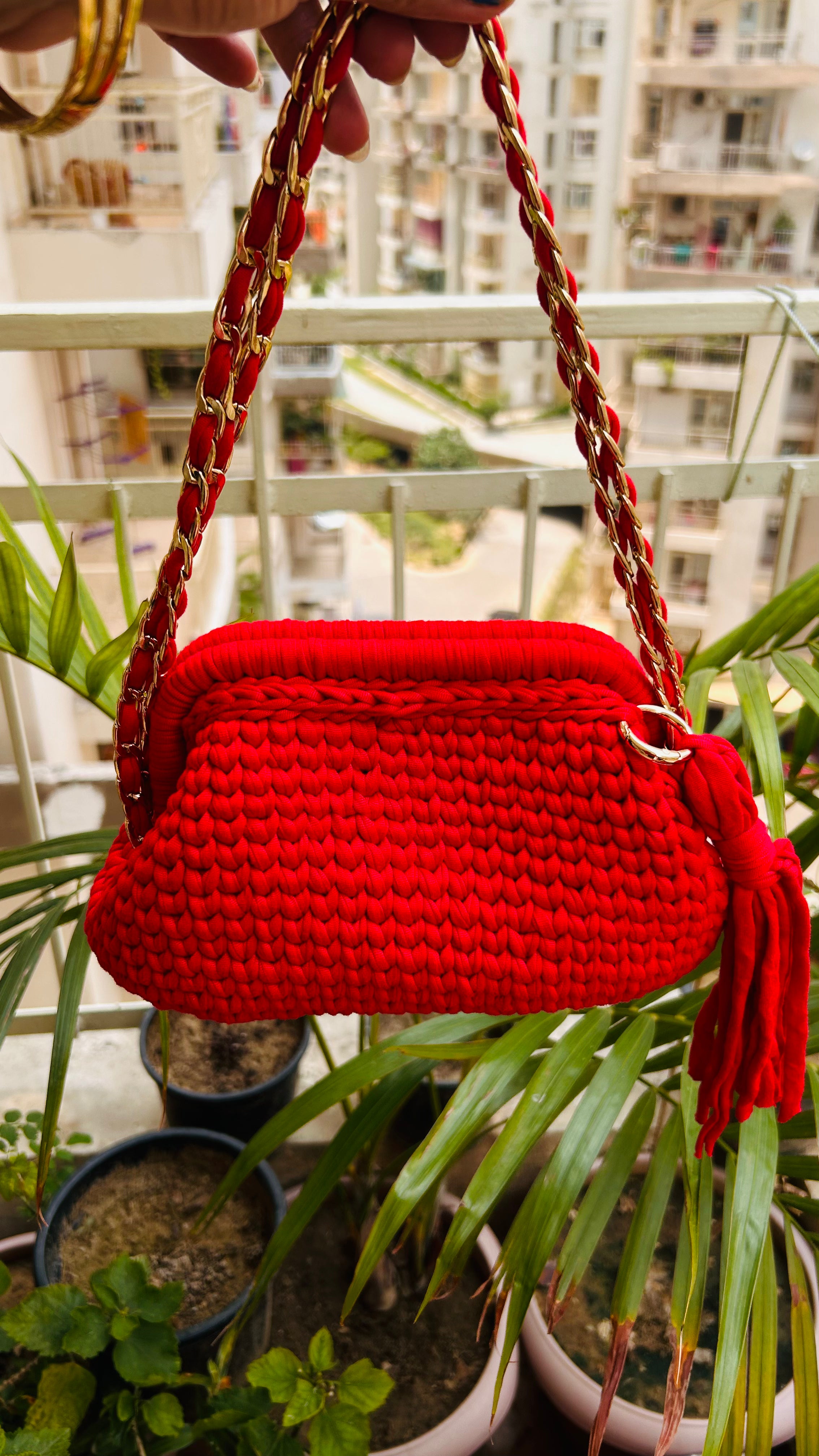 Handmade T-Shirt Yarn Red Clutch