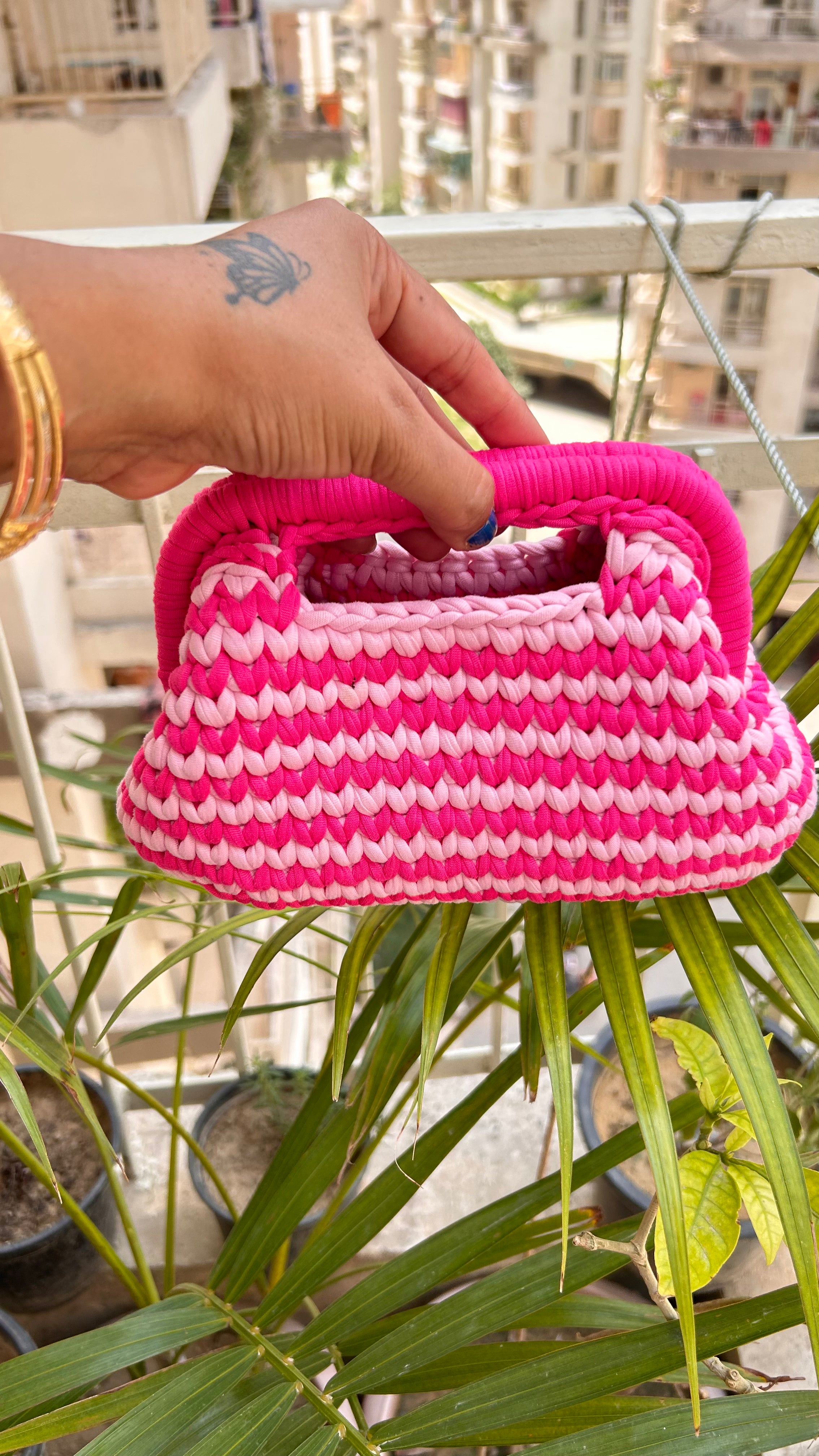 Handmade T-Shirt Yarn Pink Charm Clutch