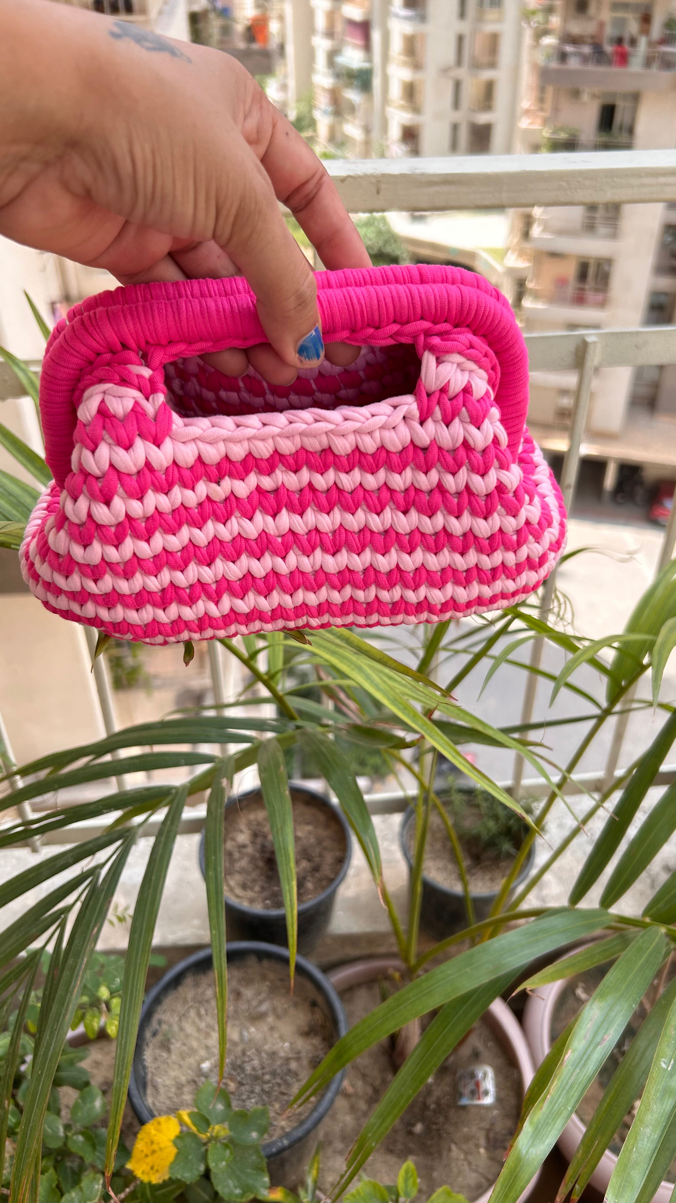 Handmade T-Shirt Yarn Pink Charm Clutch