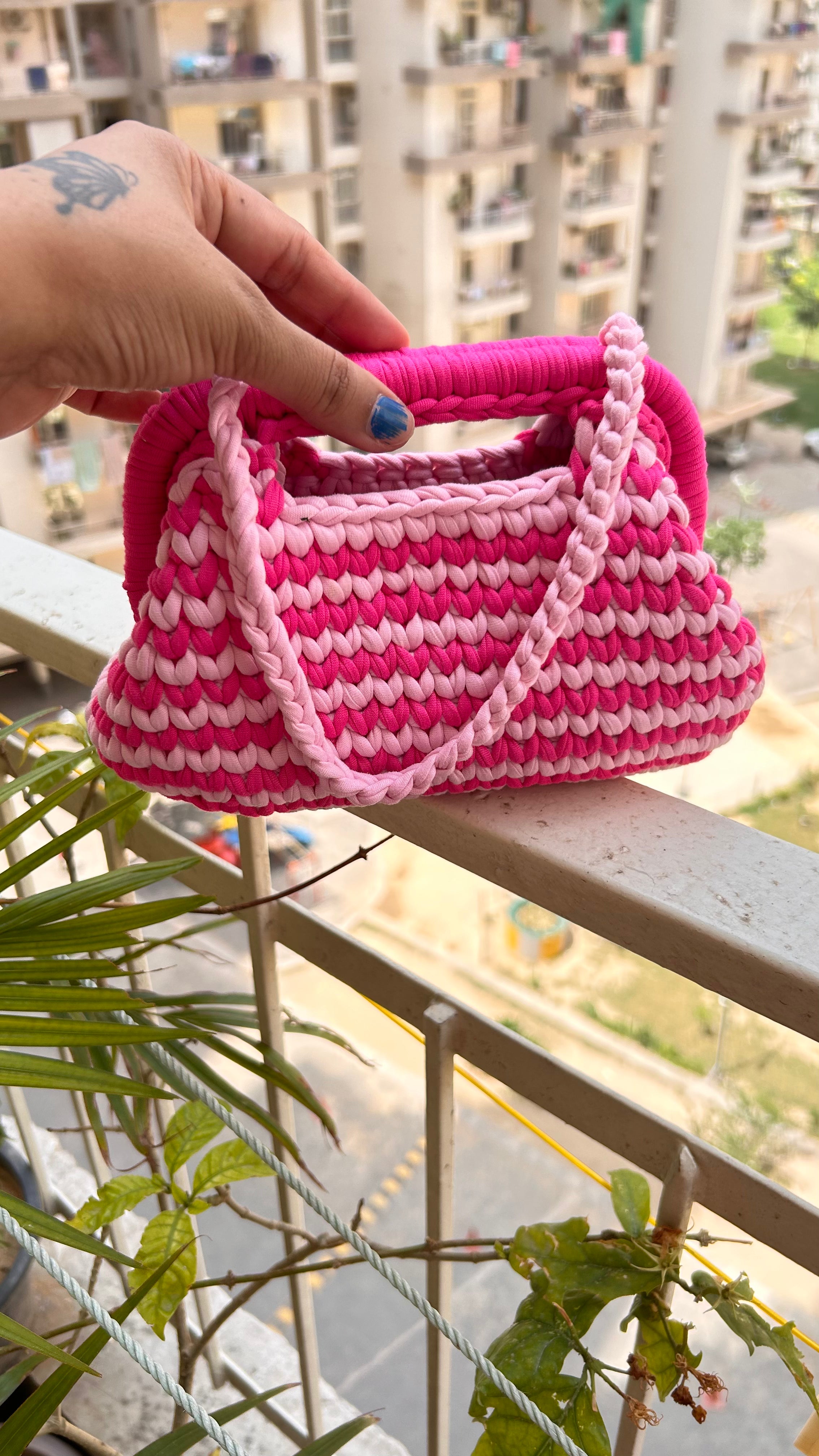 Handmade T-Shirt Yarn Pink Charm Clutch