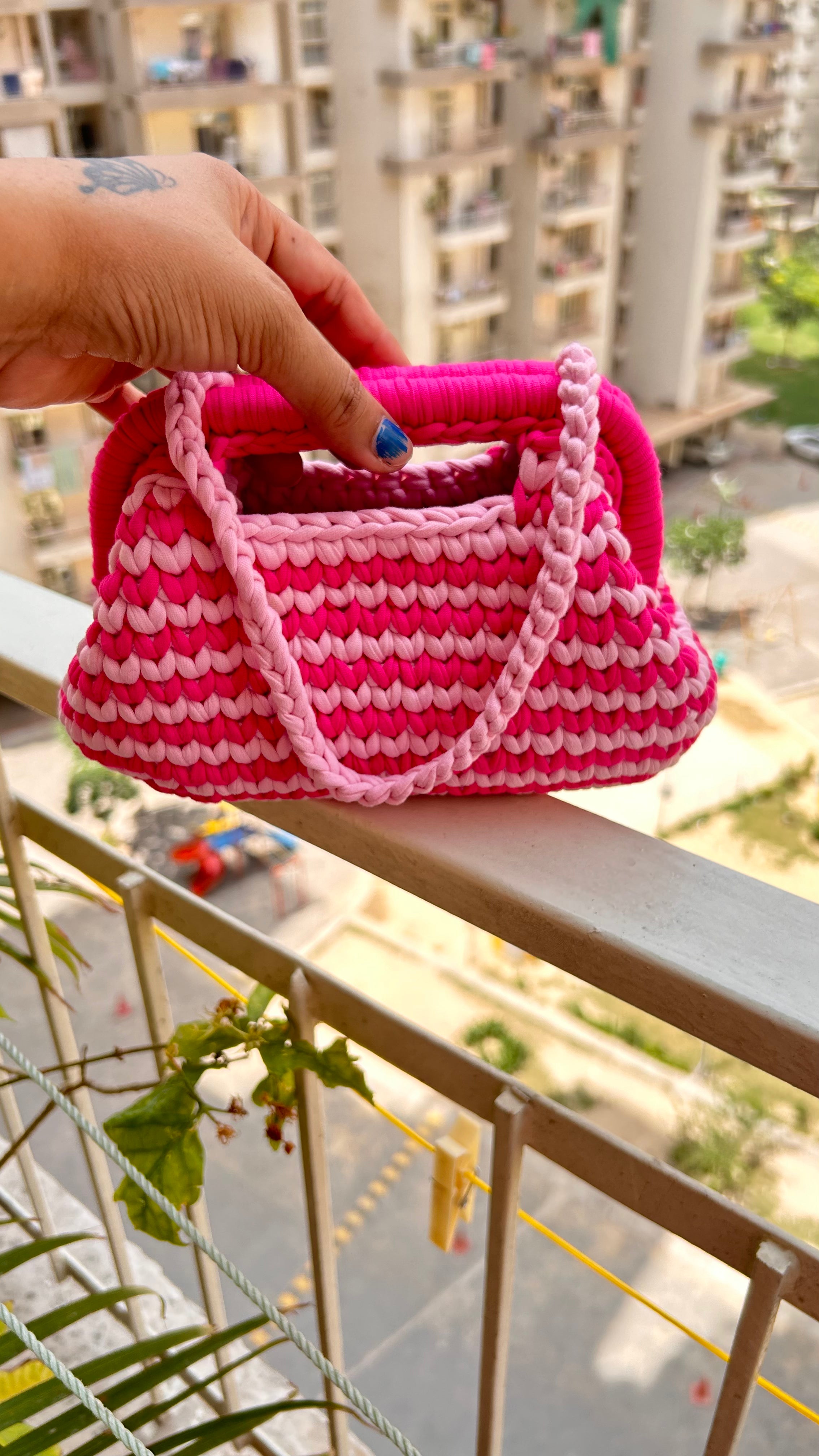 Handmade T-Shirt Yarn Pink Charm Clutch