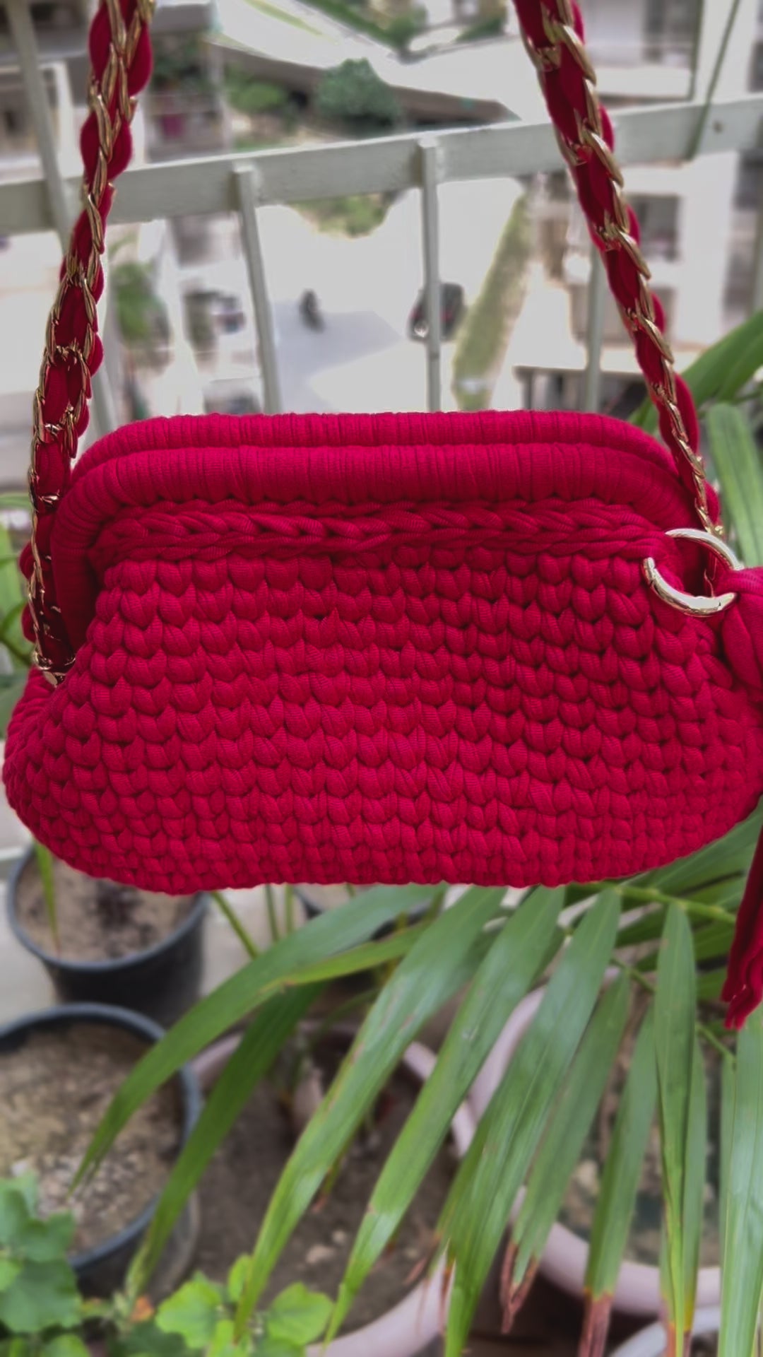 Handmade T-Shirt Yarn Red Clutch